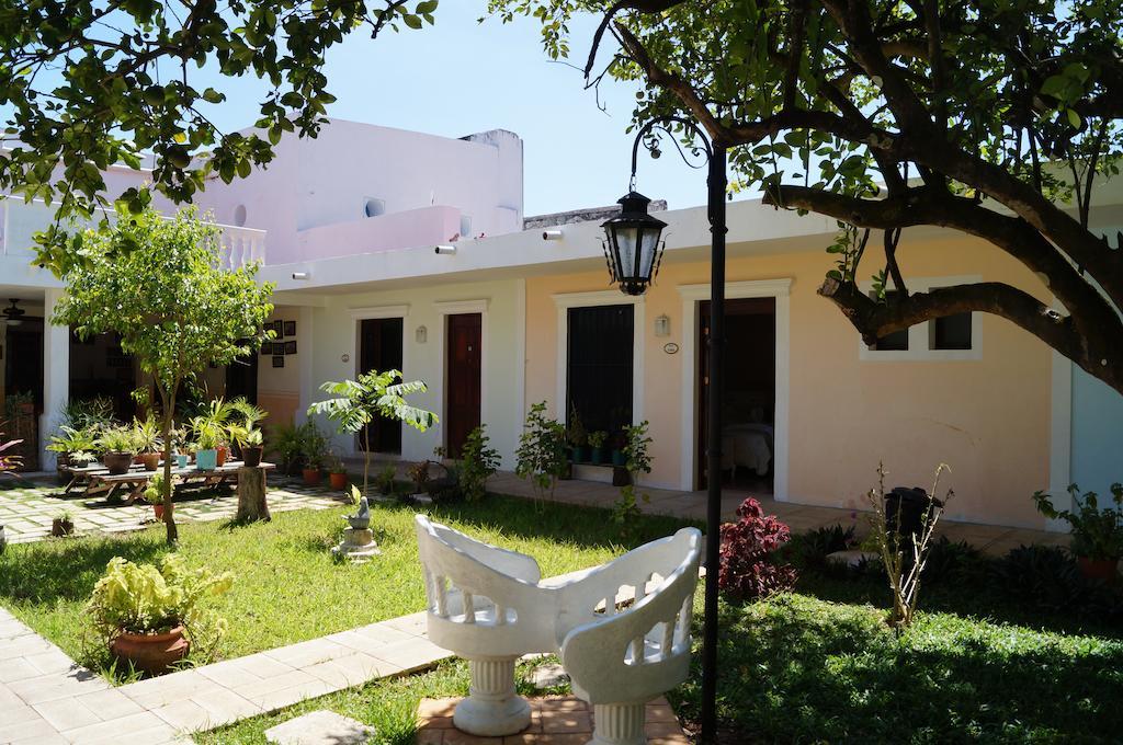 Hotel Casa Marlene Valladolid  Zewnętrze zdjęcie