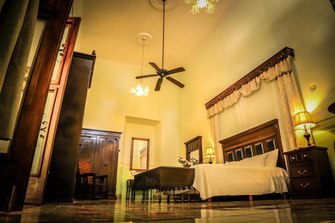 Hotel Casa Marlene Valladolid  Zewnętrze zdjęcie